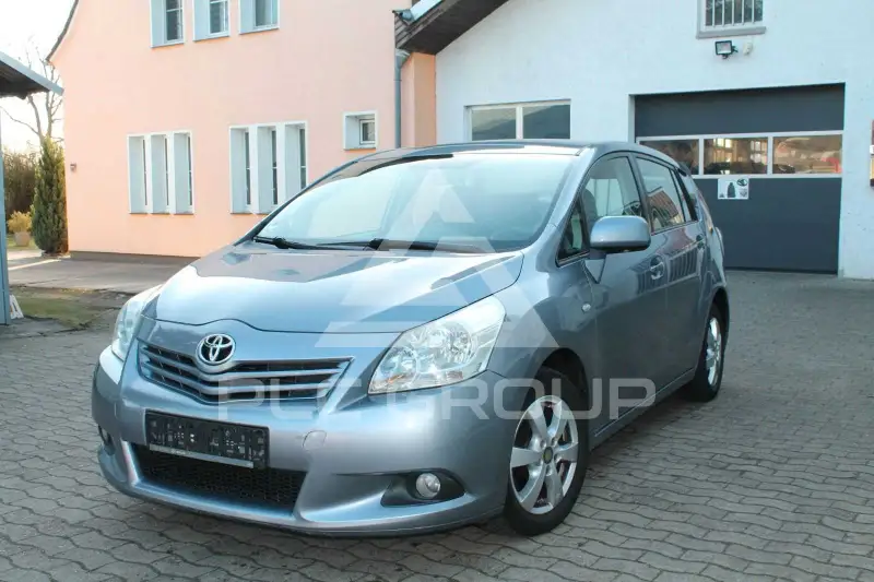 2010 Toyota VERSO