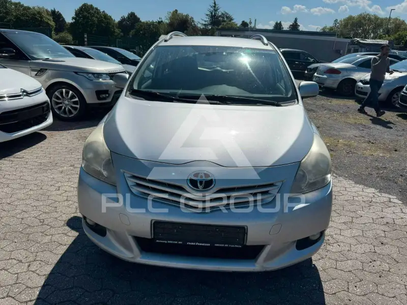 2010 Toyota VERSO