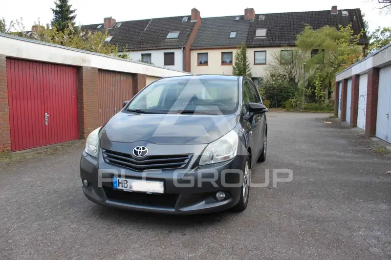 2010 Toyota VERSO