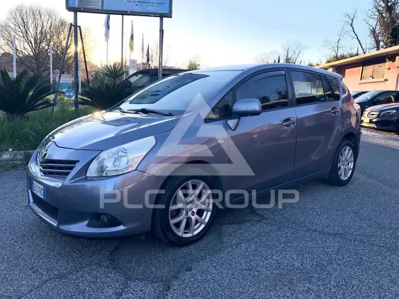 2010 Toyota VERSO