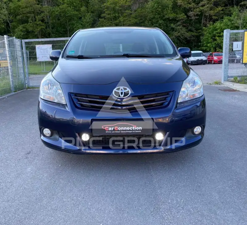 2010 Toyota VERSO