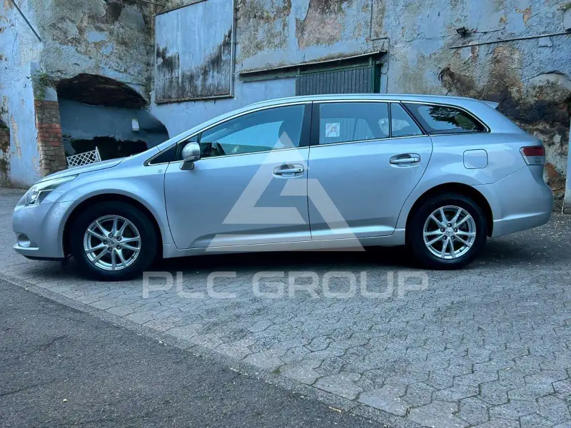 2010 Toyota Avensis