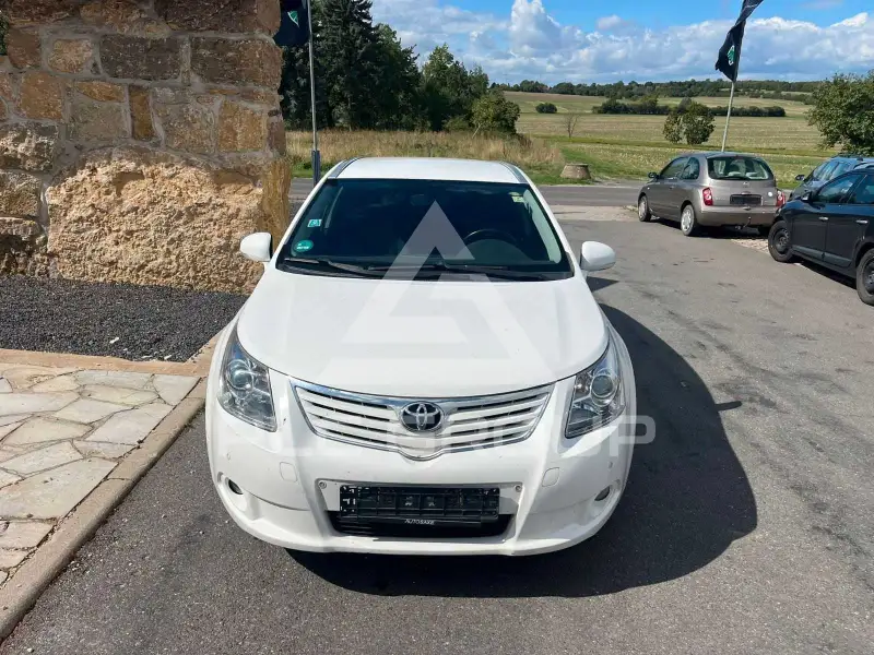 2010 Toyota Avensis