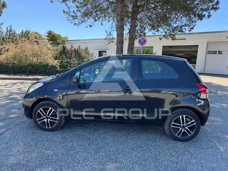 2010 Toyota YARIS