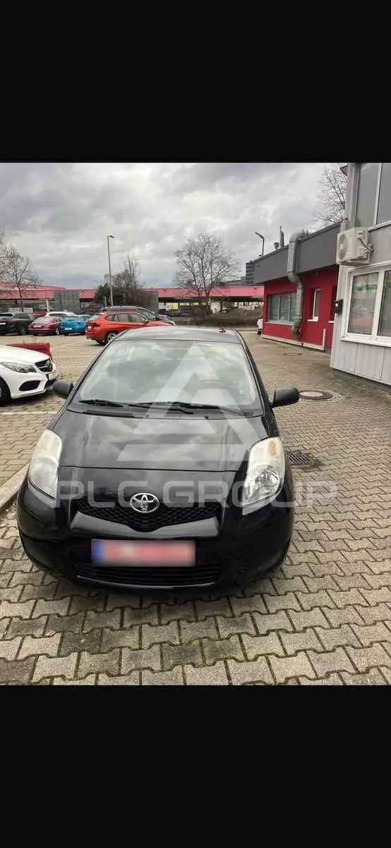 2010 Toyota YARIS