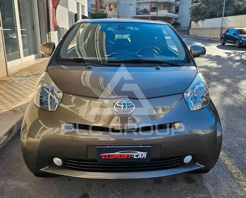 2010 Toyota IQ