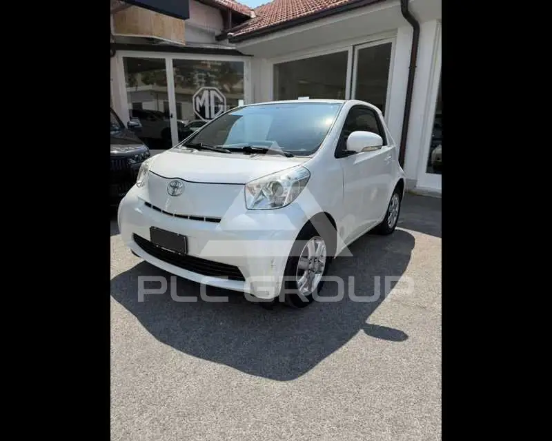 2010 Toyota IQ