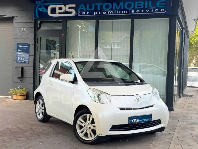 2010 Toyota IQ