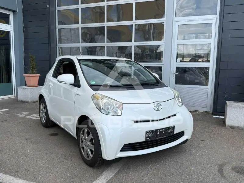 2010 Toyota IQ