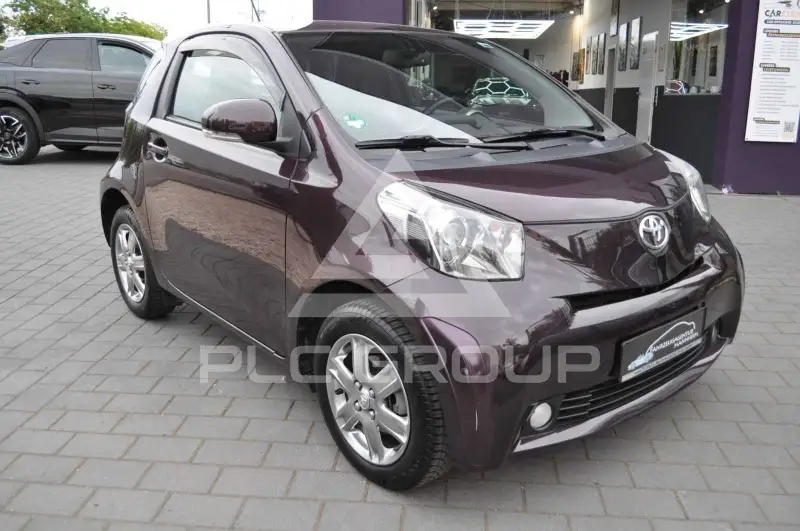 2010 Toyota IQ