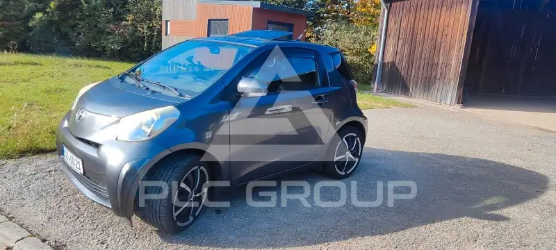 2010 Toyota IQ