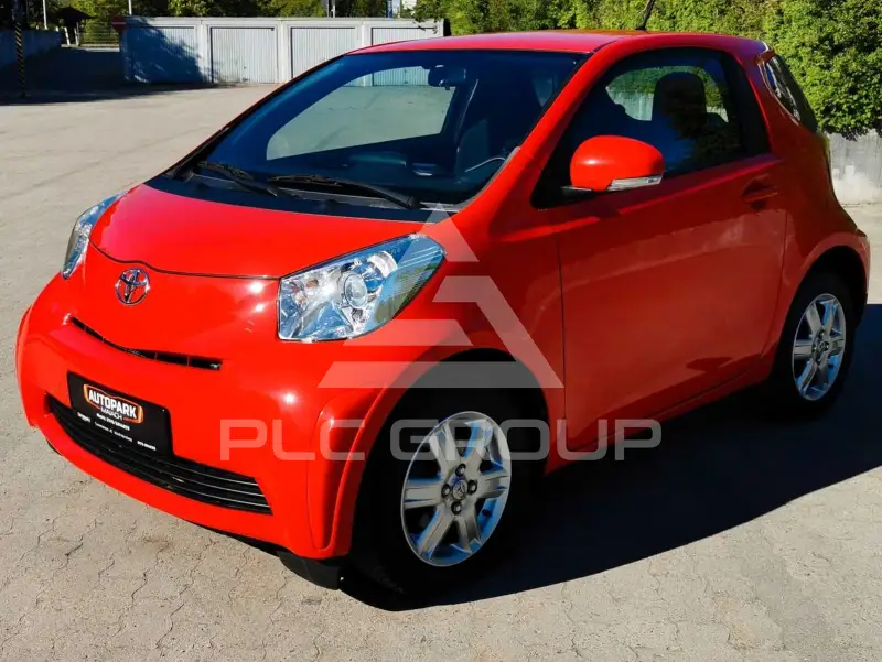 2010 Toyota IQ
