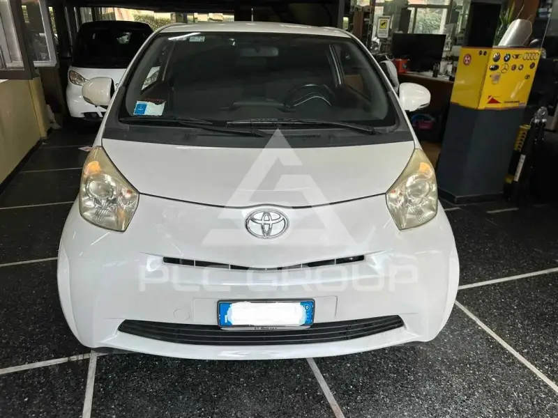 2010 Toyota IQ