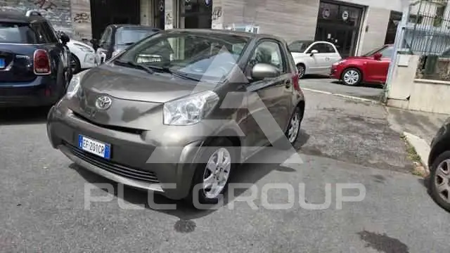 2010 Toyota IQ