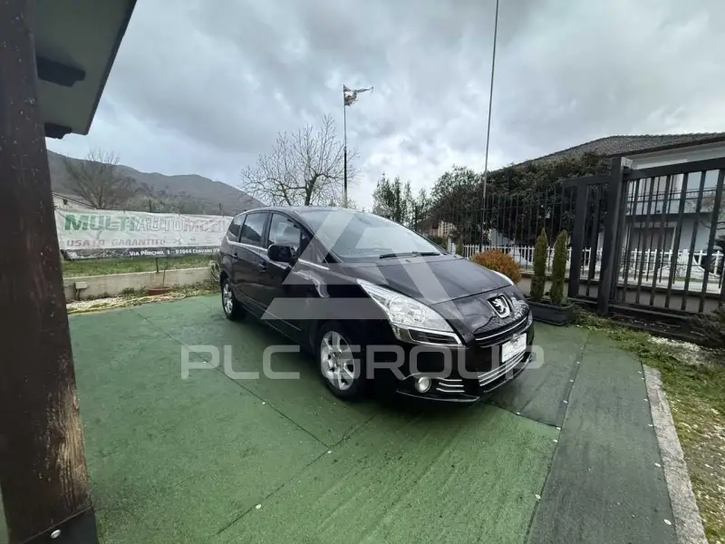 2010 Peugeot 5008