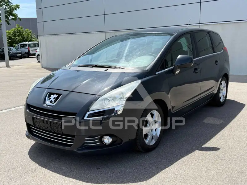 2010 Peugeot 5008