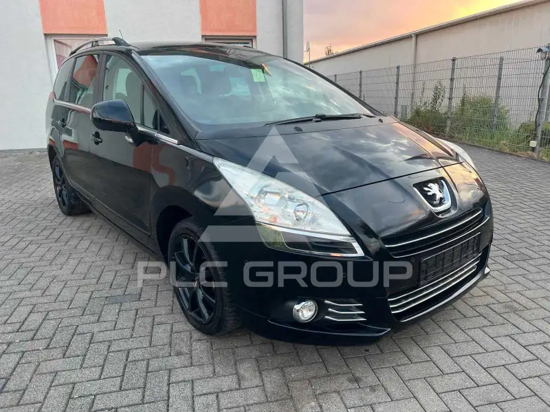 2010 Peugeot 5008