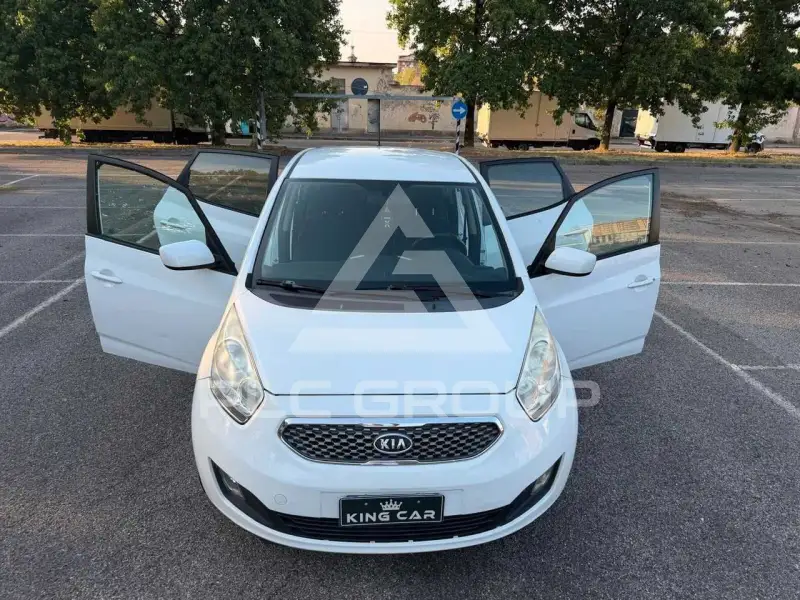 2010 KIA Venga