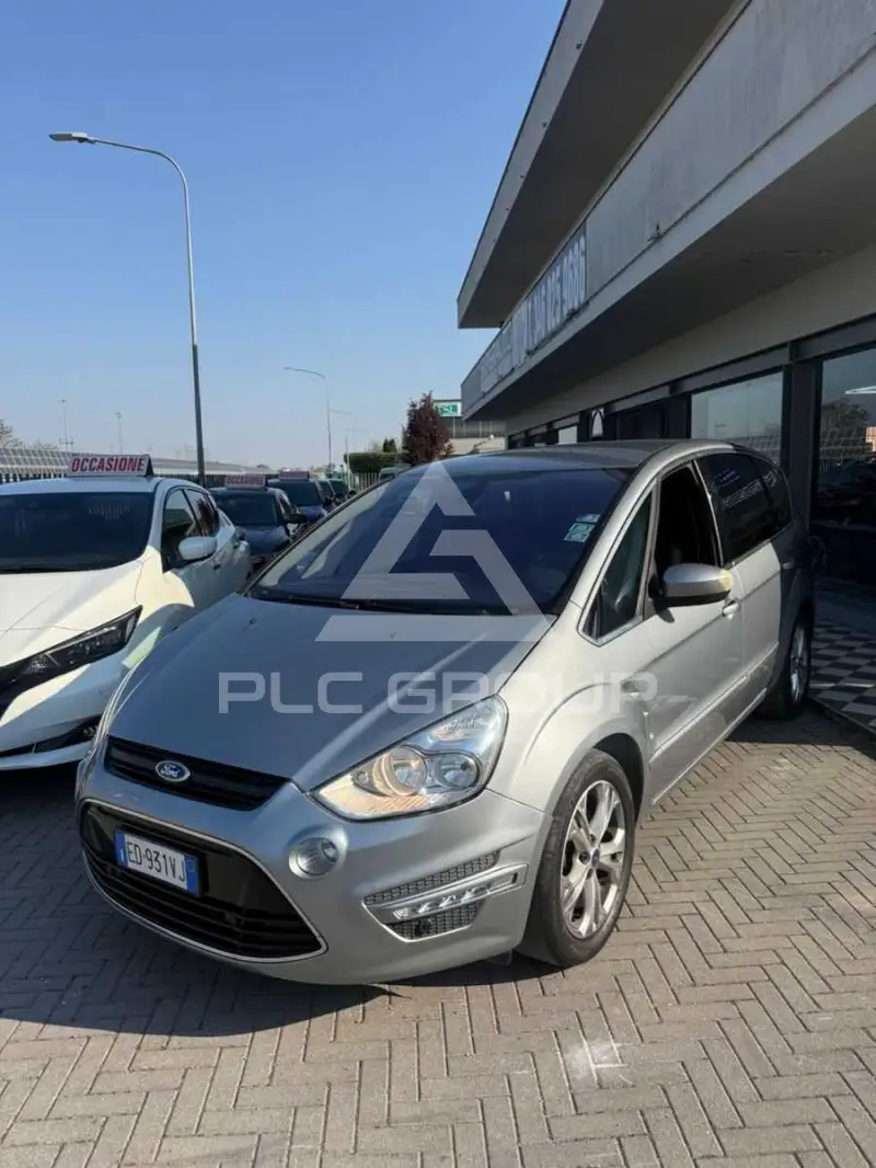 2010 Ford S-Max