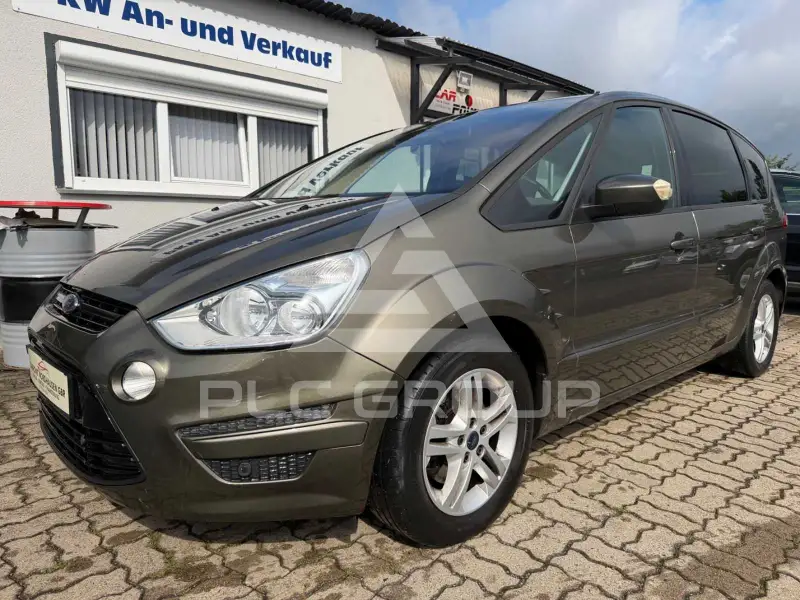 2010 Ford S-Max