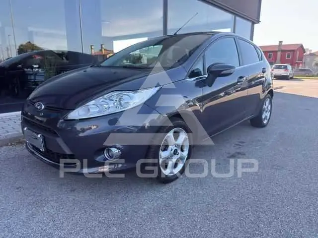 2010 Ford FIESTA