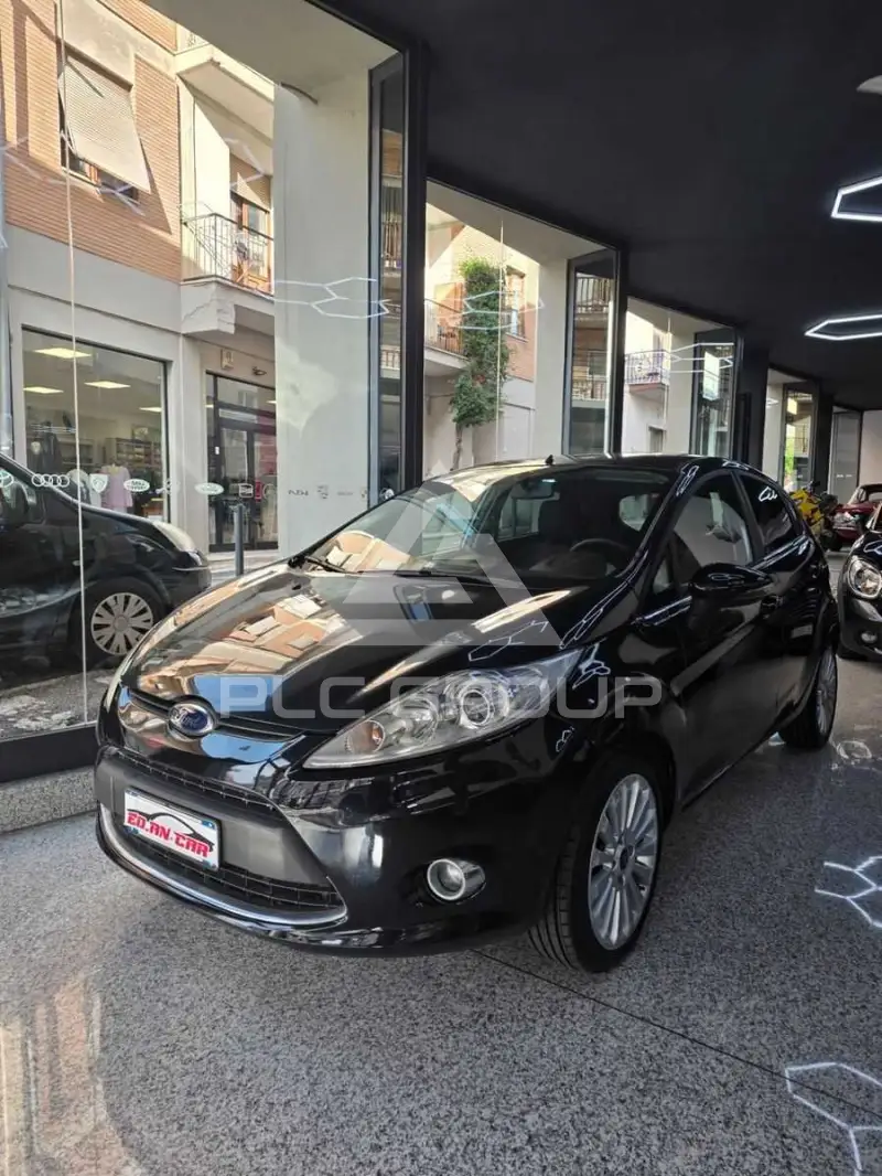 2010 Ford FIESTA