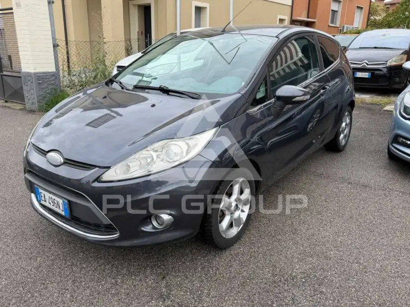 2010 Ford FIESTA