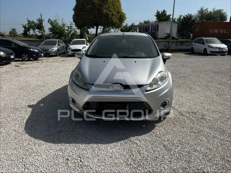 2010 Ford FIESTA