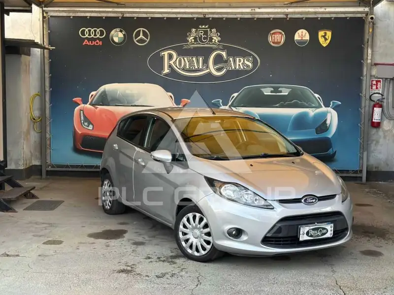 2010 Ford FIESTA