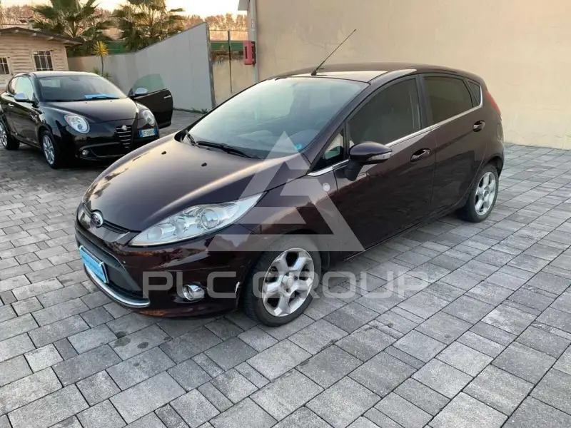 2010 Ford FIESTA