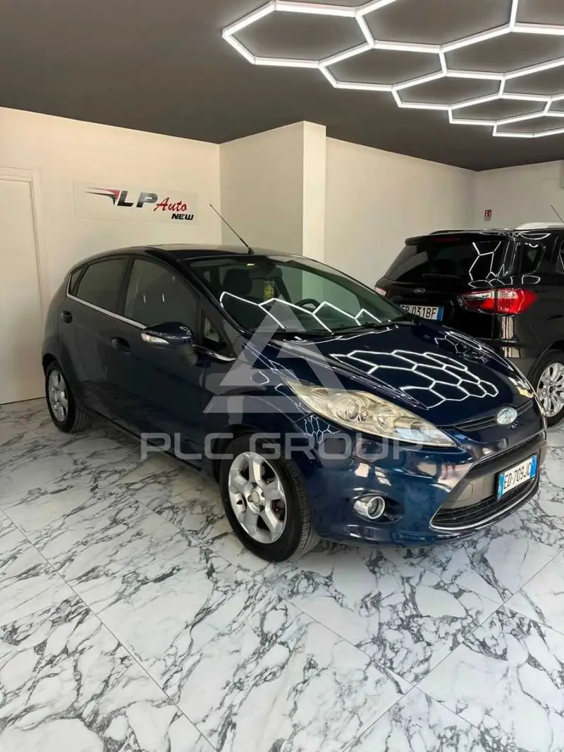 2010 Ford FIESTA
