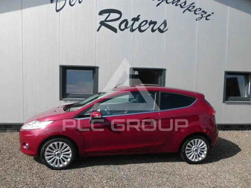 2010 Ford FIESTA