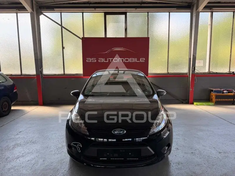 2010 Ford FIESTA