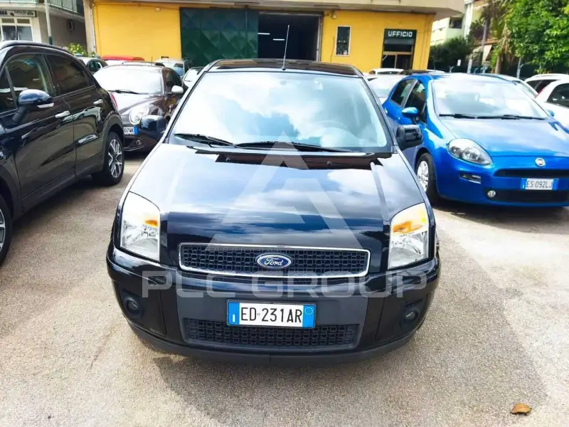 2010 Ford FUSION