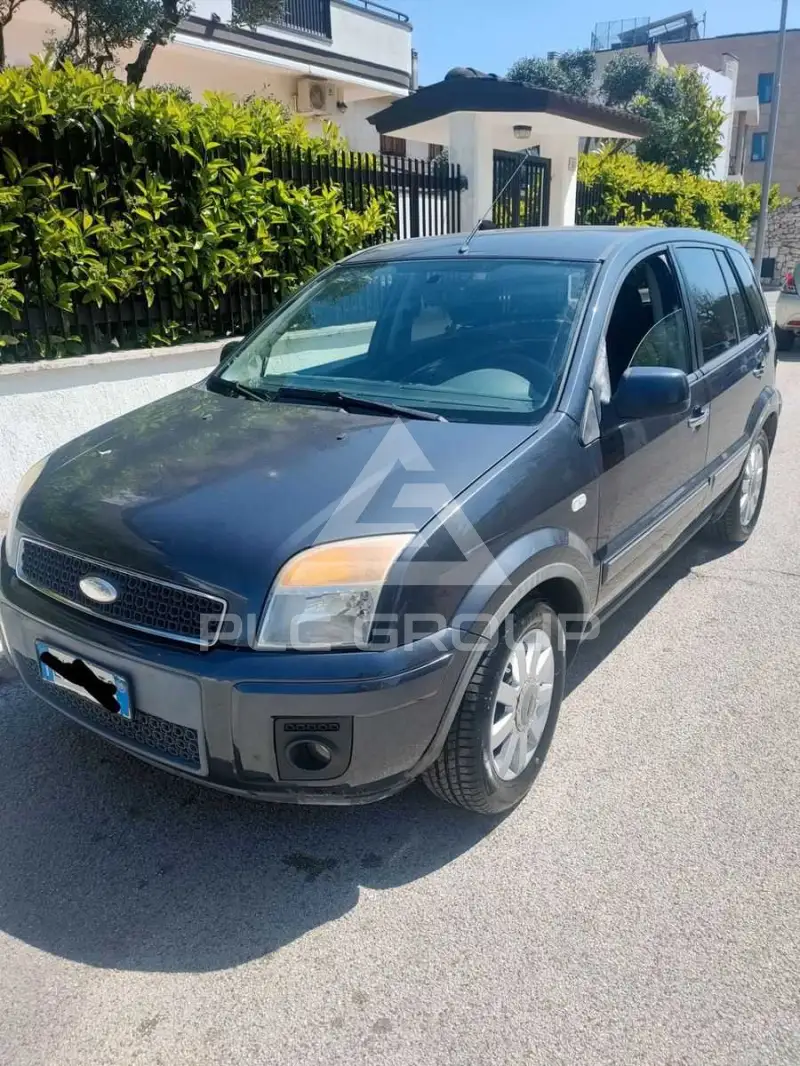 2010 Ford FUSION