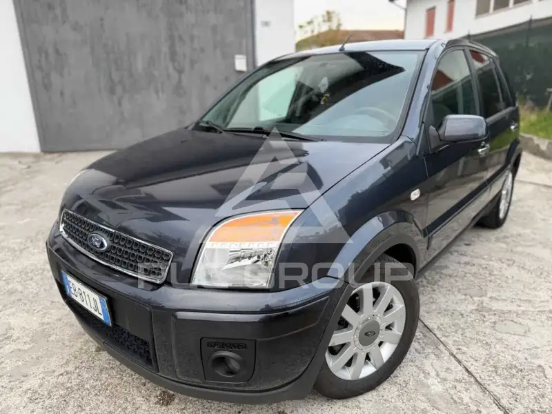 2010 Ford FUSION
