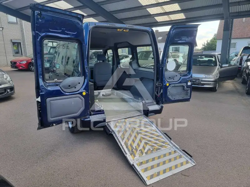 2010 Ford Tourneo