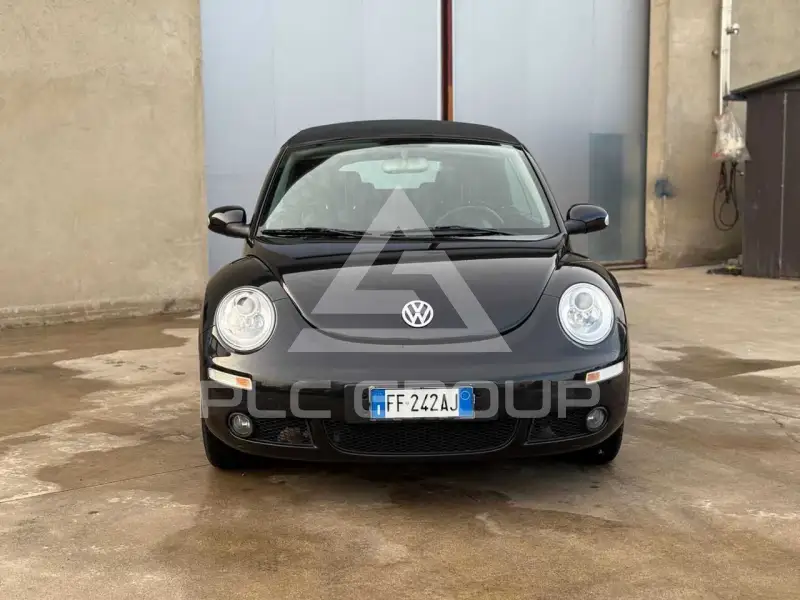 2010 Volkswagen BEETLE