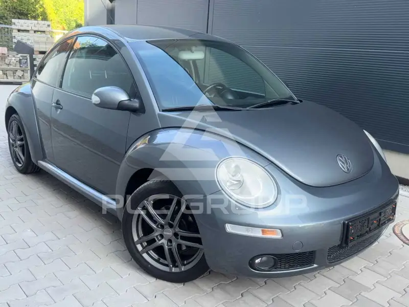 2010 Volkswagen BEETLE