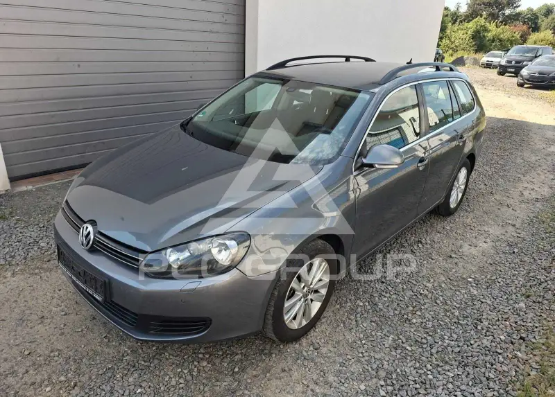 2010 Volkswagen GOLF