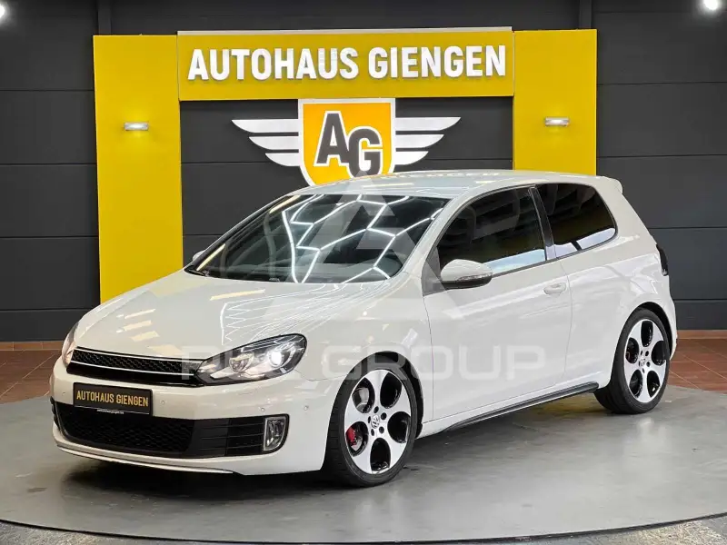 2010 Volkswagen GOLF