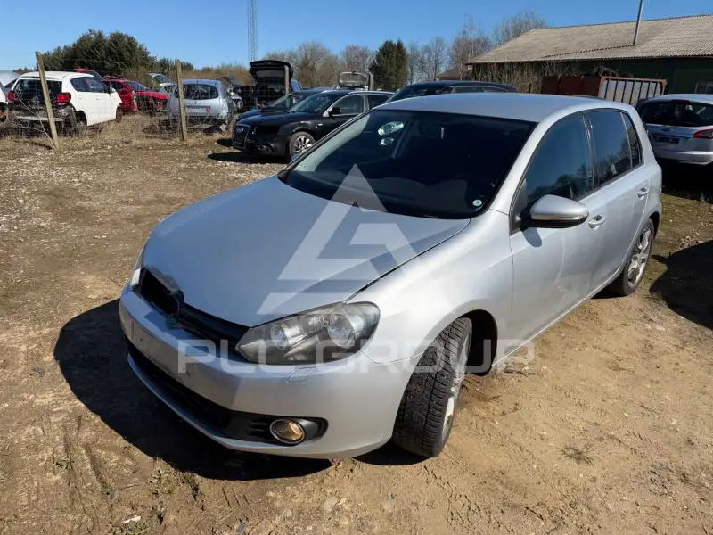 2010 Volkswagen GOLF