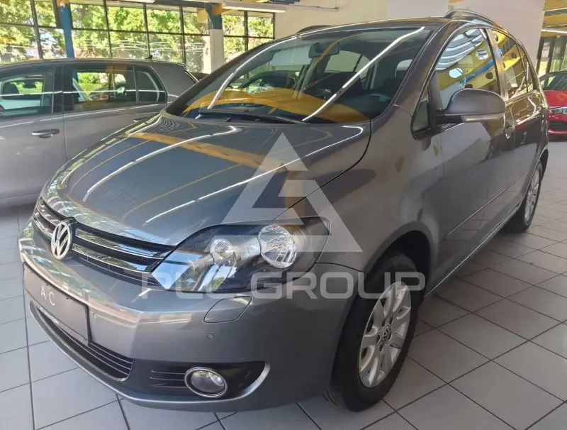 2010 Volkswagen GOLF