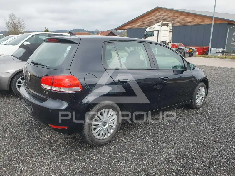 2010 Volkswagen GOLF