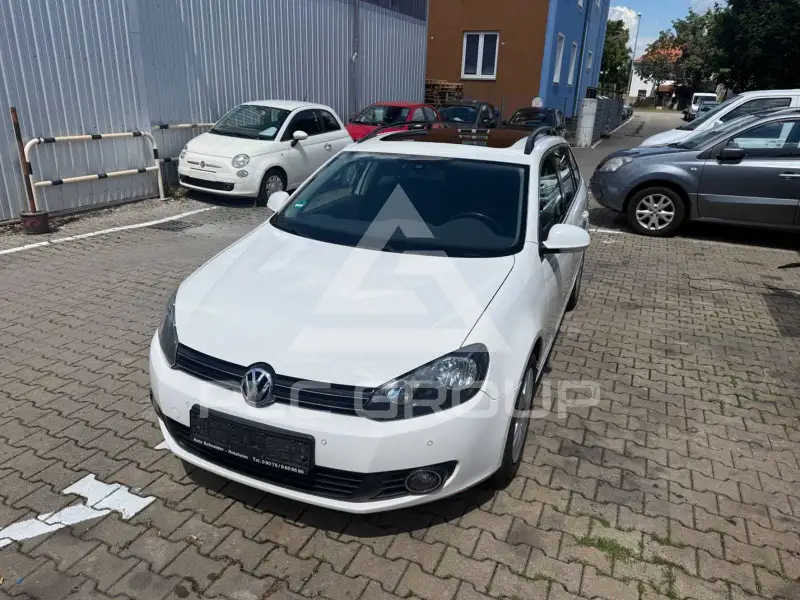 2010 Volkswagen GOLF