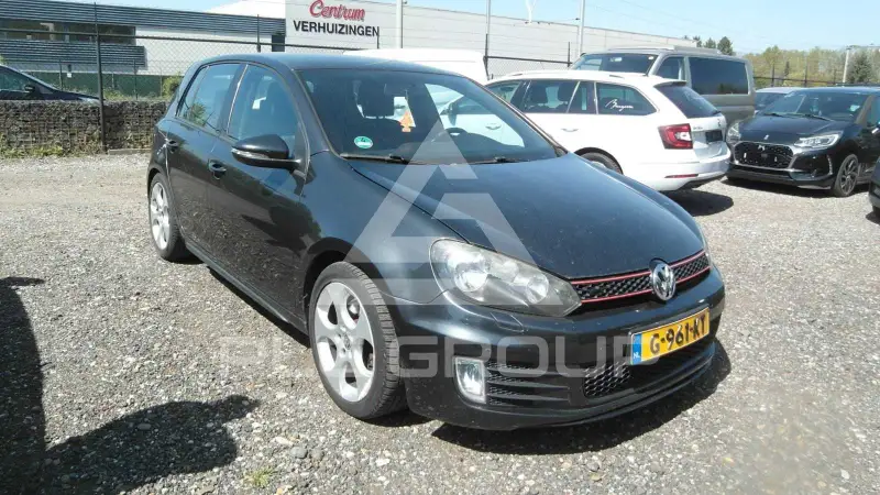 2010 Volkswagen GOLF