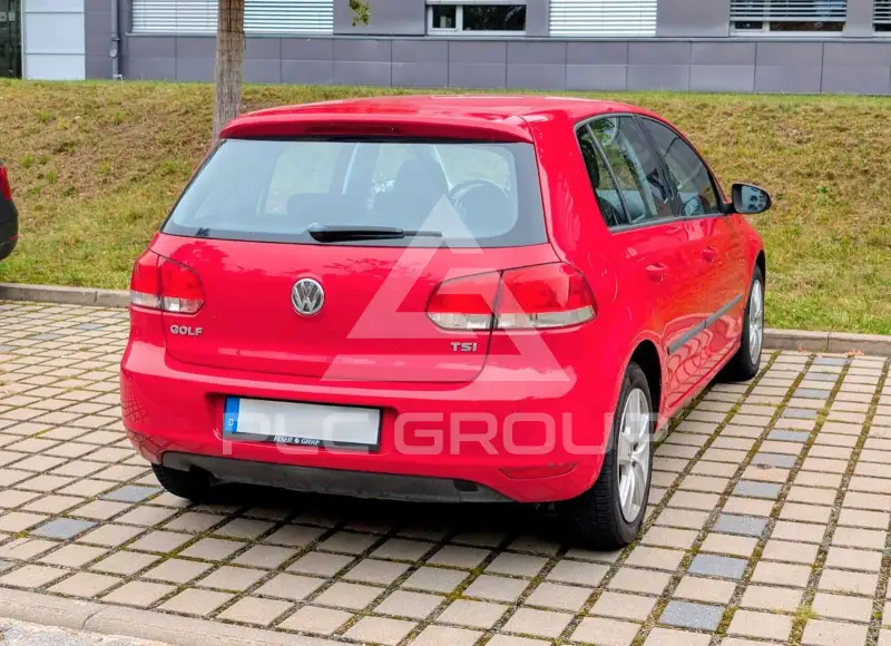 2010 Volkswagen GOLF