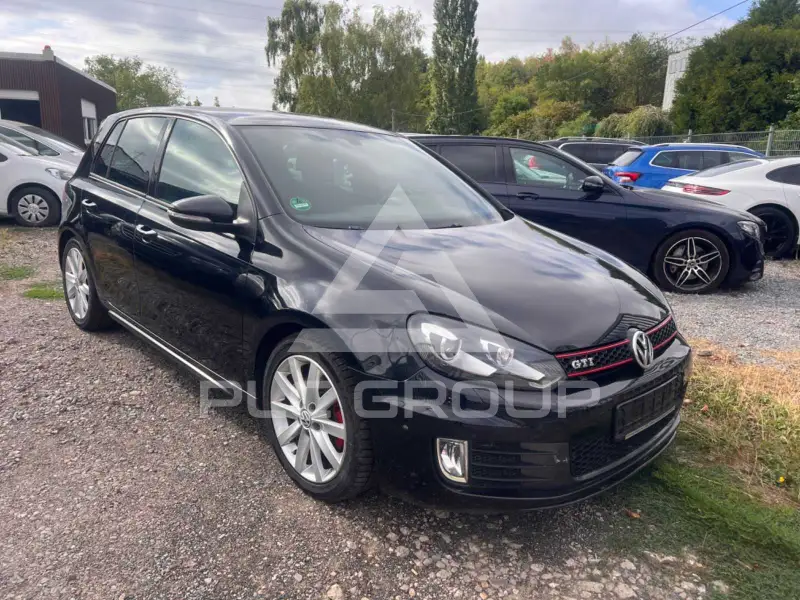 2010 Volkswagen GOLF