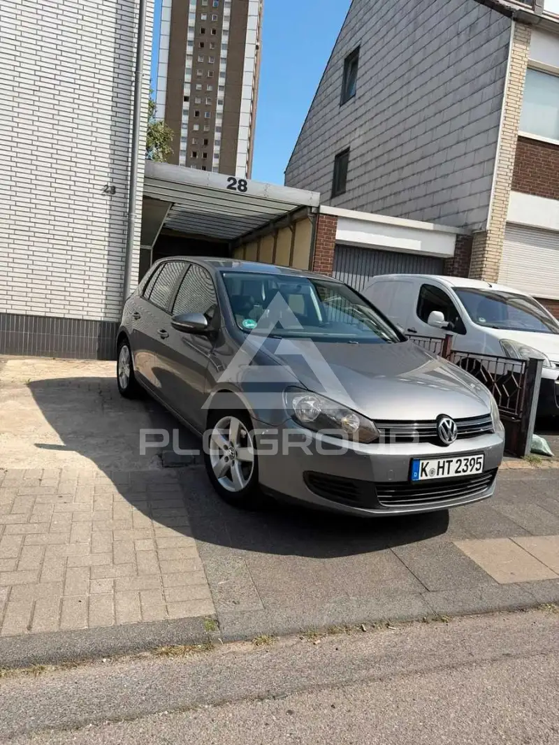 2010 Volkswagen GOLF