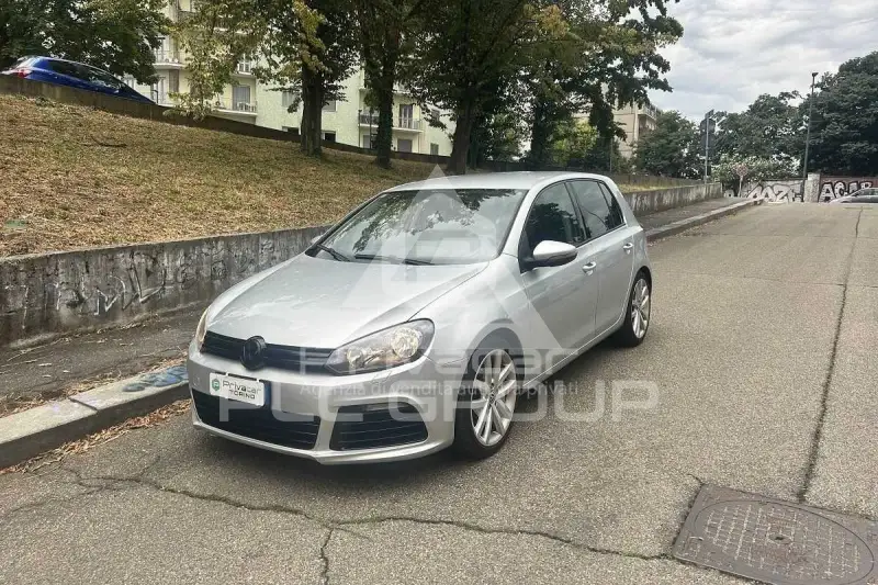 2010 Volkswagen GOLF